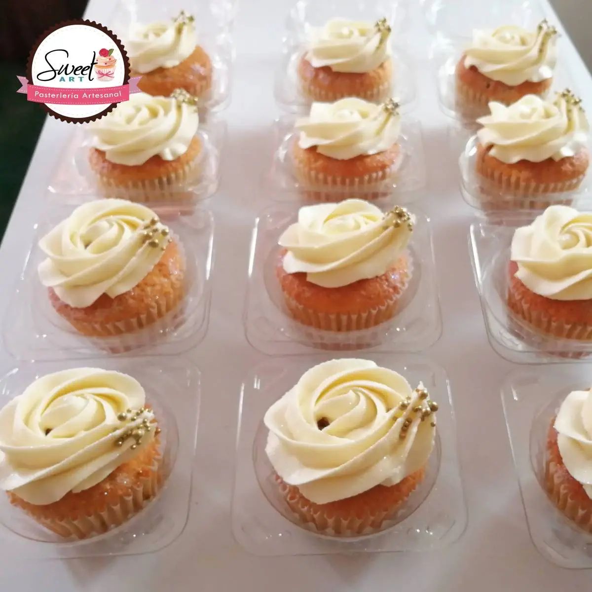 Cupcakes Primera Comunión en Crema